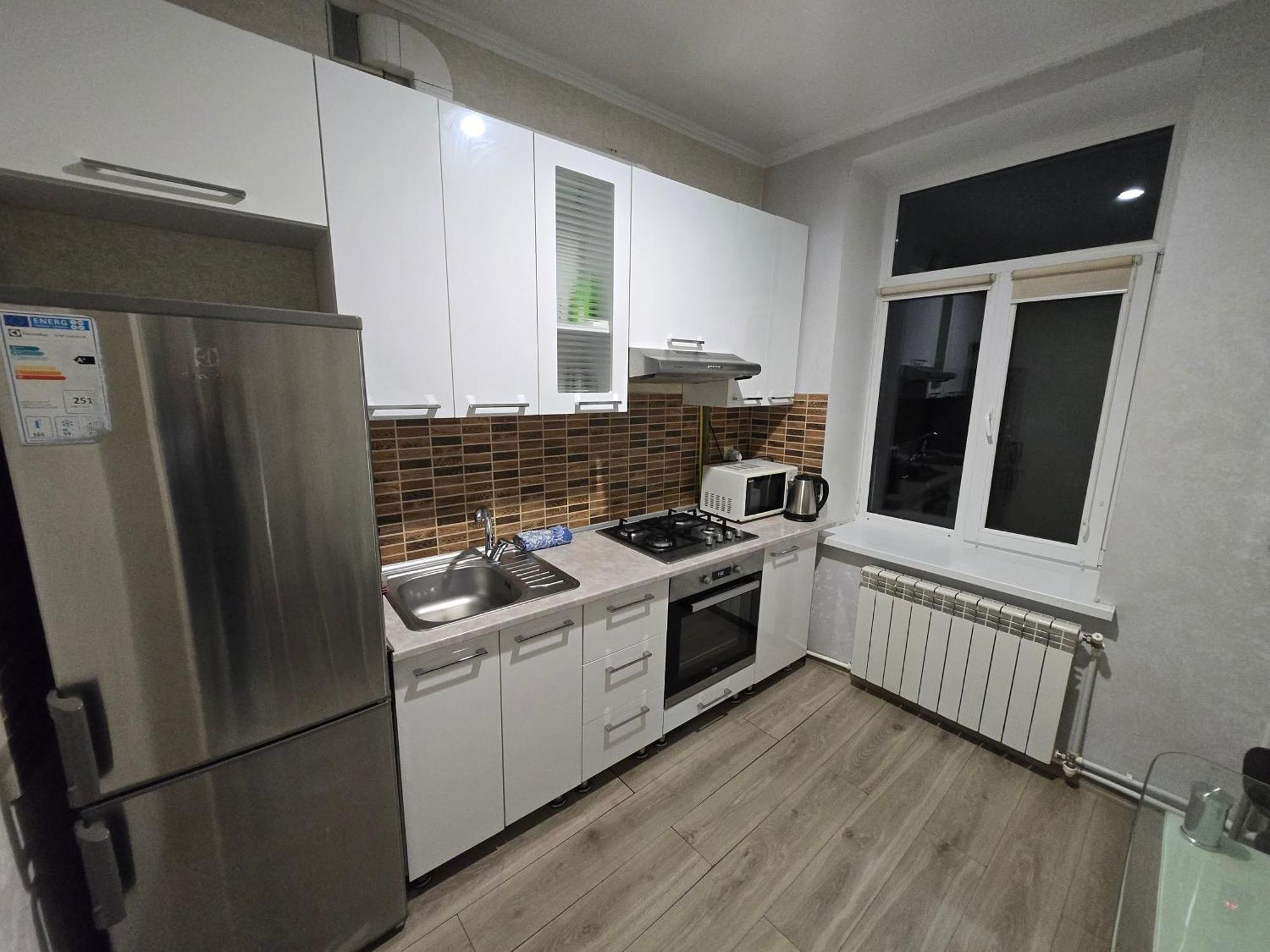 White New Apartments Ultracentral 2-Rooms In The Heart キシナウ エクステリア 写真