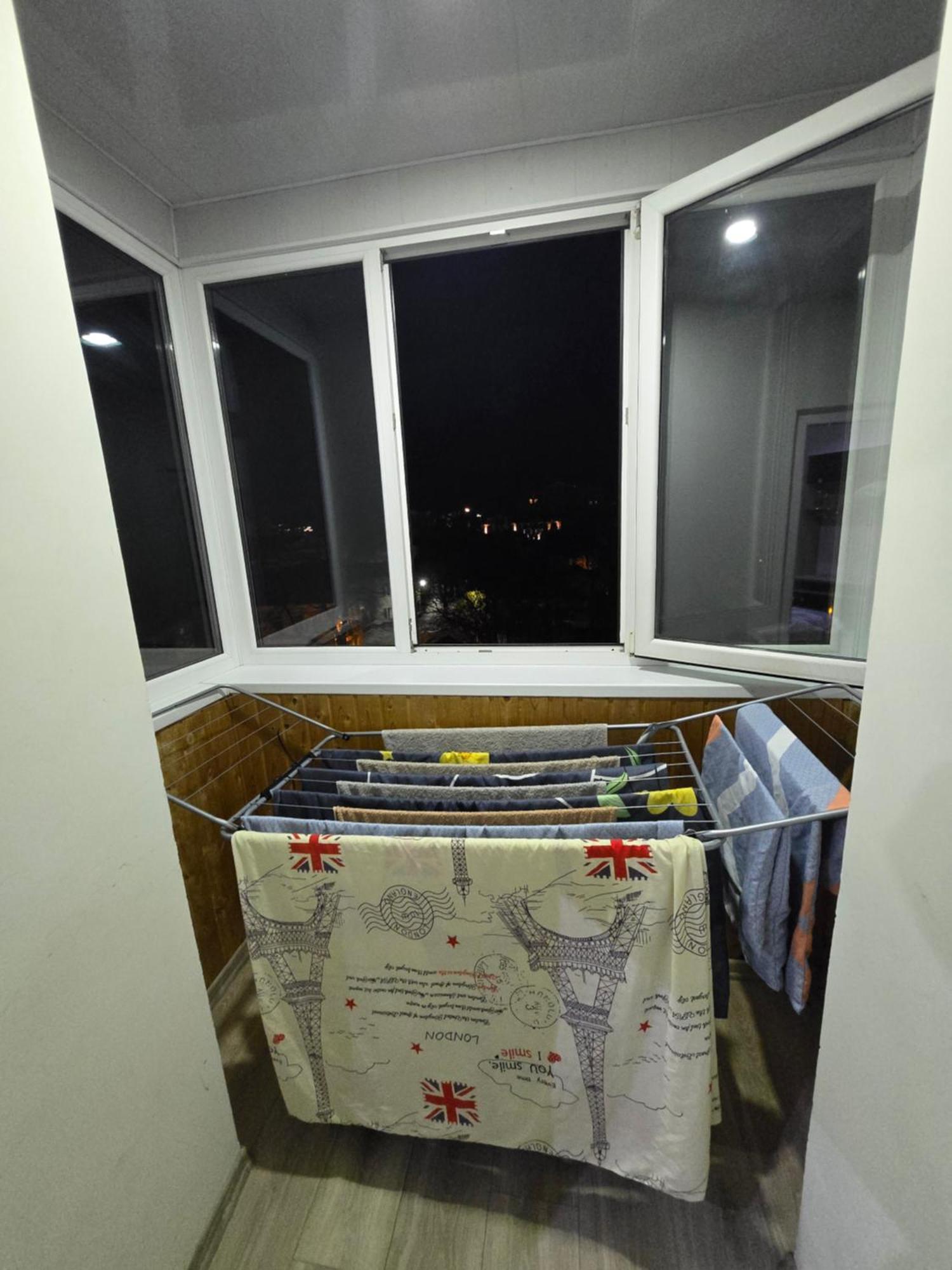 White New Apartments Ultracentral 2-Rooms In The Heart キシナウ エクステリア 写真